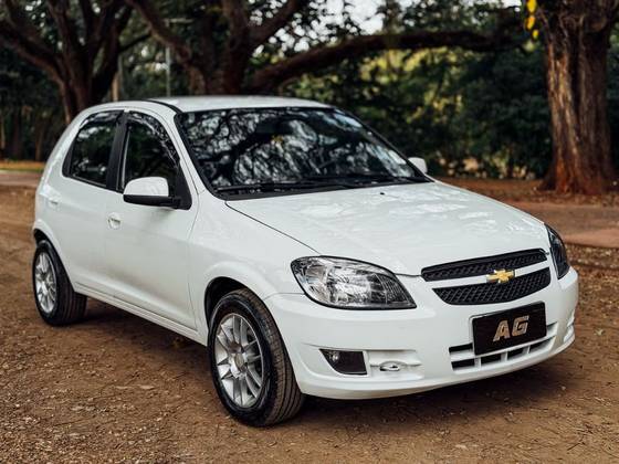 CHEVROLET CELTA 1.0 MPFI LT 8V FLEX 4P MANUAL CHEVROLET CELTA 1.0 MPFI LT 8V FLEX 4P MANUAL